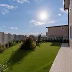Rupes House *