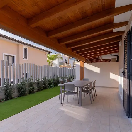 Rupes House Roccella Ionica