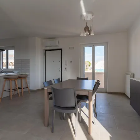 Rupes House Nyaraló Roccella Ionica
