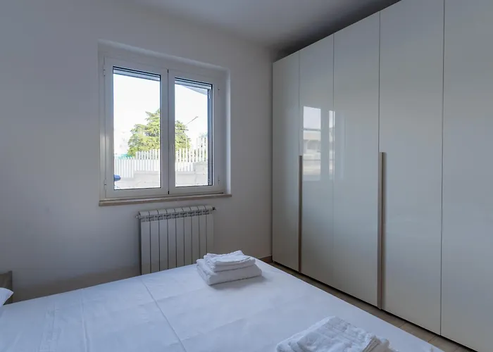 別荘 Rupes House ロッチェッラ・イオーニカ