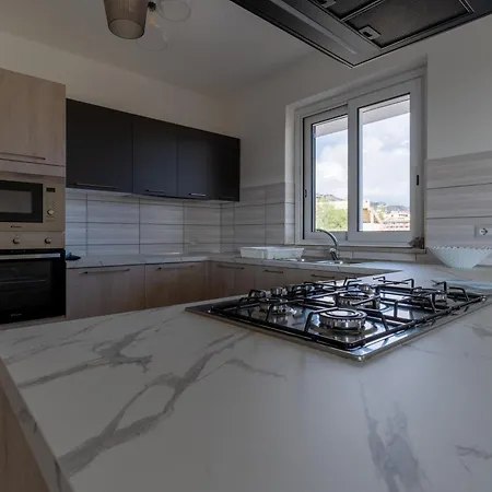 بيت للعطل Rupes House روشيلا لونيكا