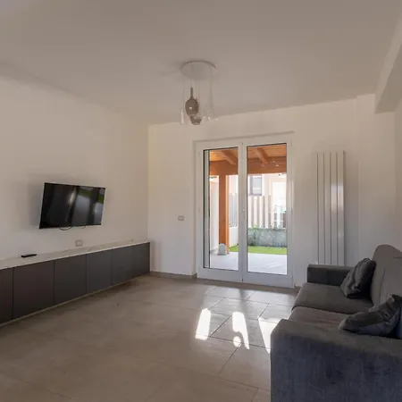 Rupes House Roccella Ionica